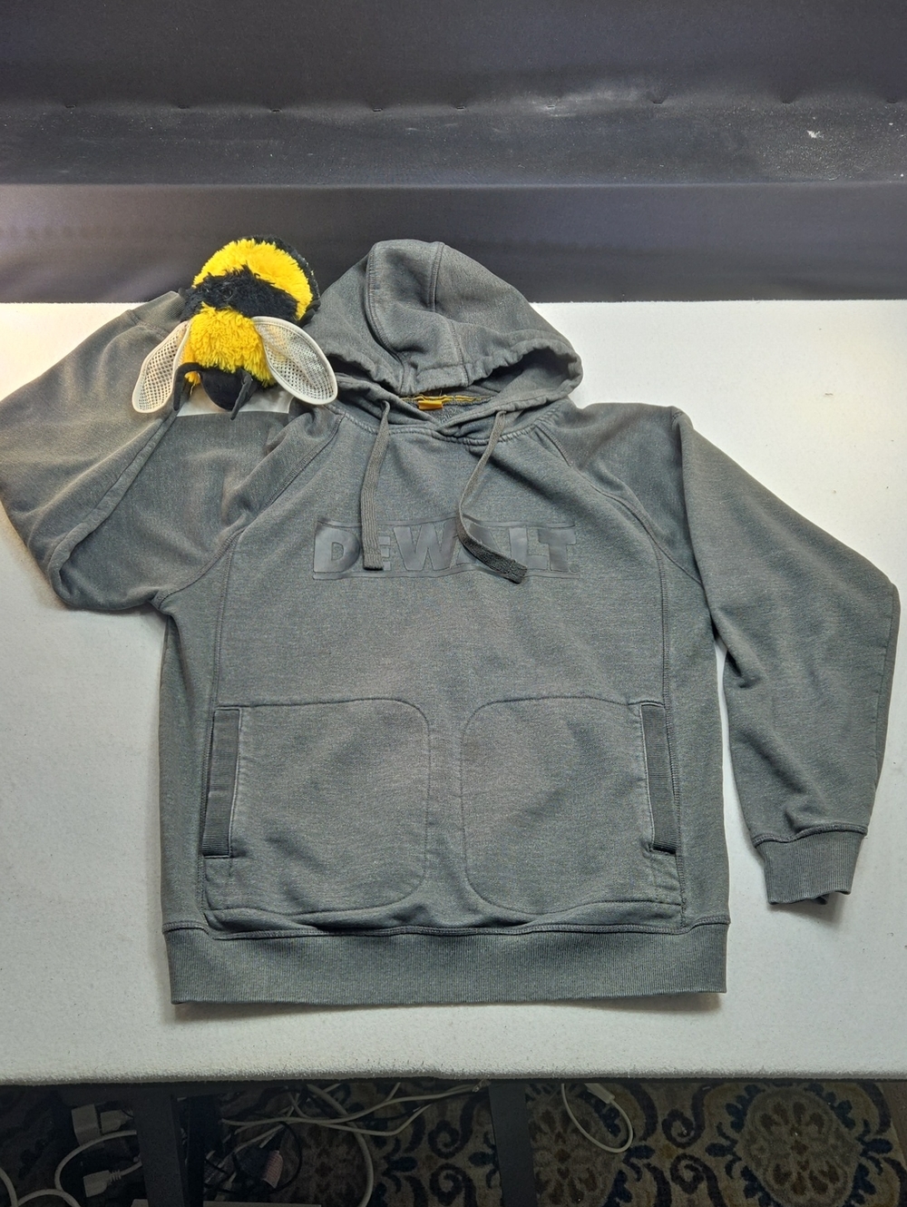 Dewalt Men's Gray Pullover Hoodie - Classic Workwear Style